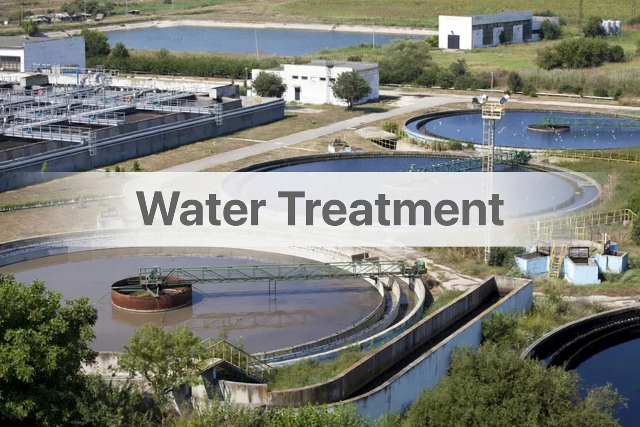 Worm gear reducer driving a wastewater treatment screw conveyor